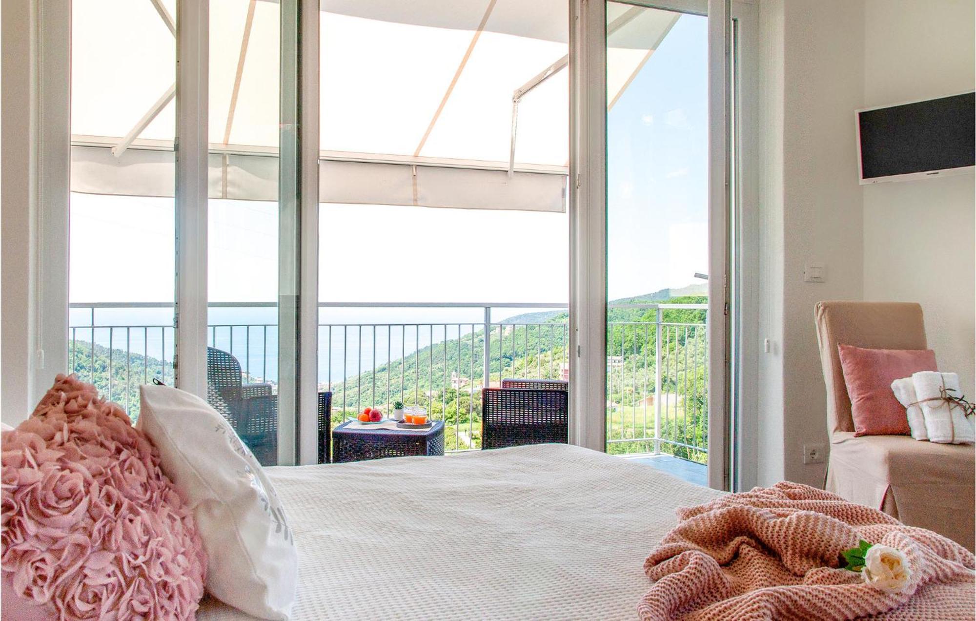 Amazing Apartment In Moneglia With House Sea View ภายนอก รูปภาพ